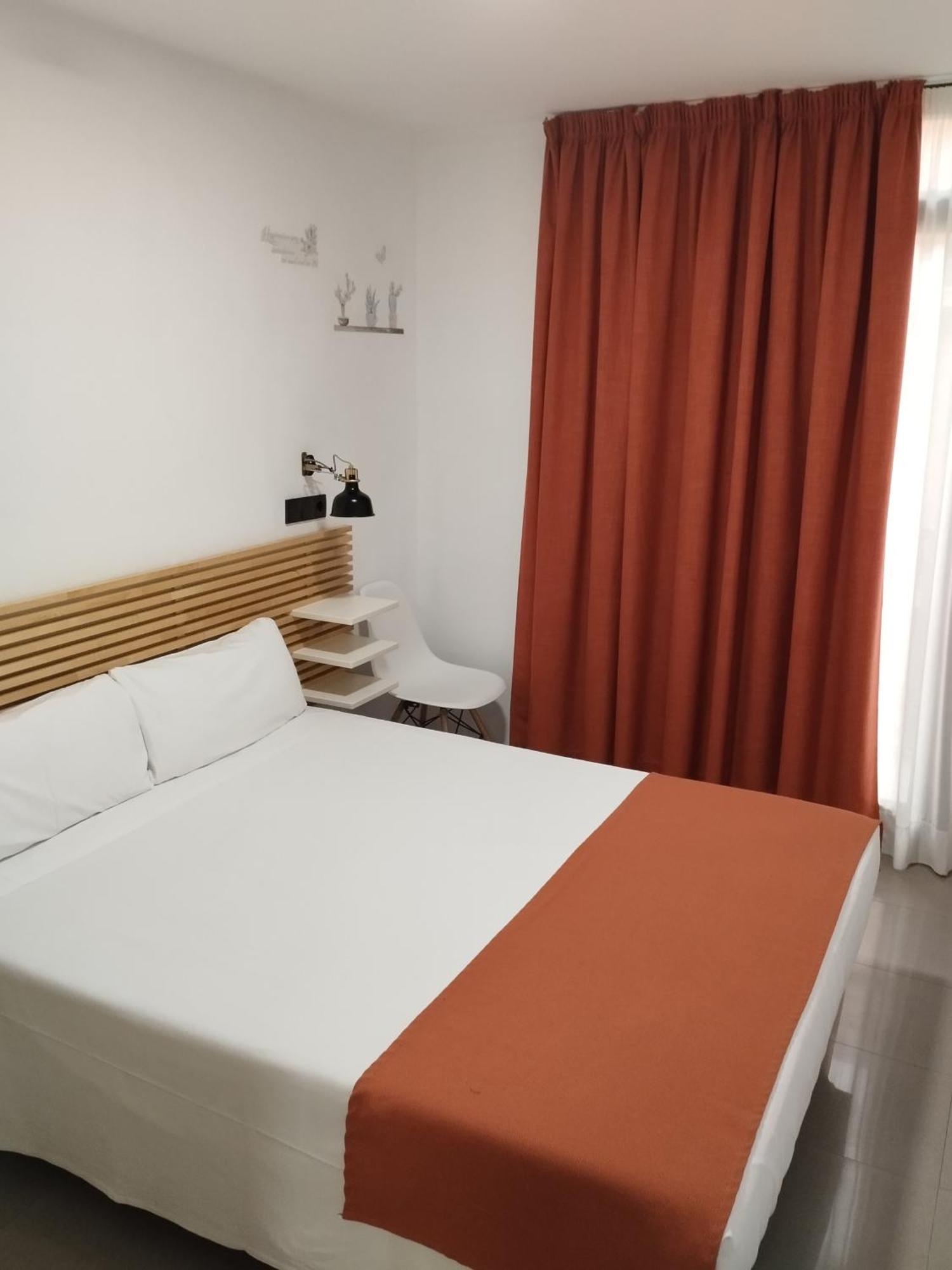 Hostal La Terrassa برشلونة الغرفة الصورة