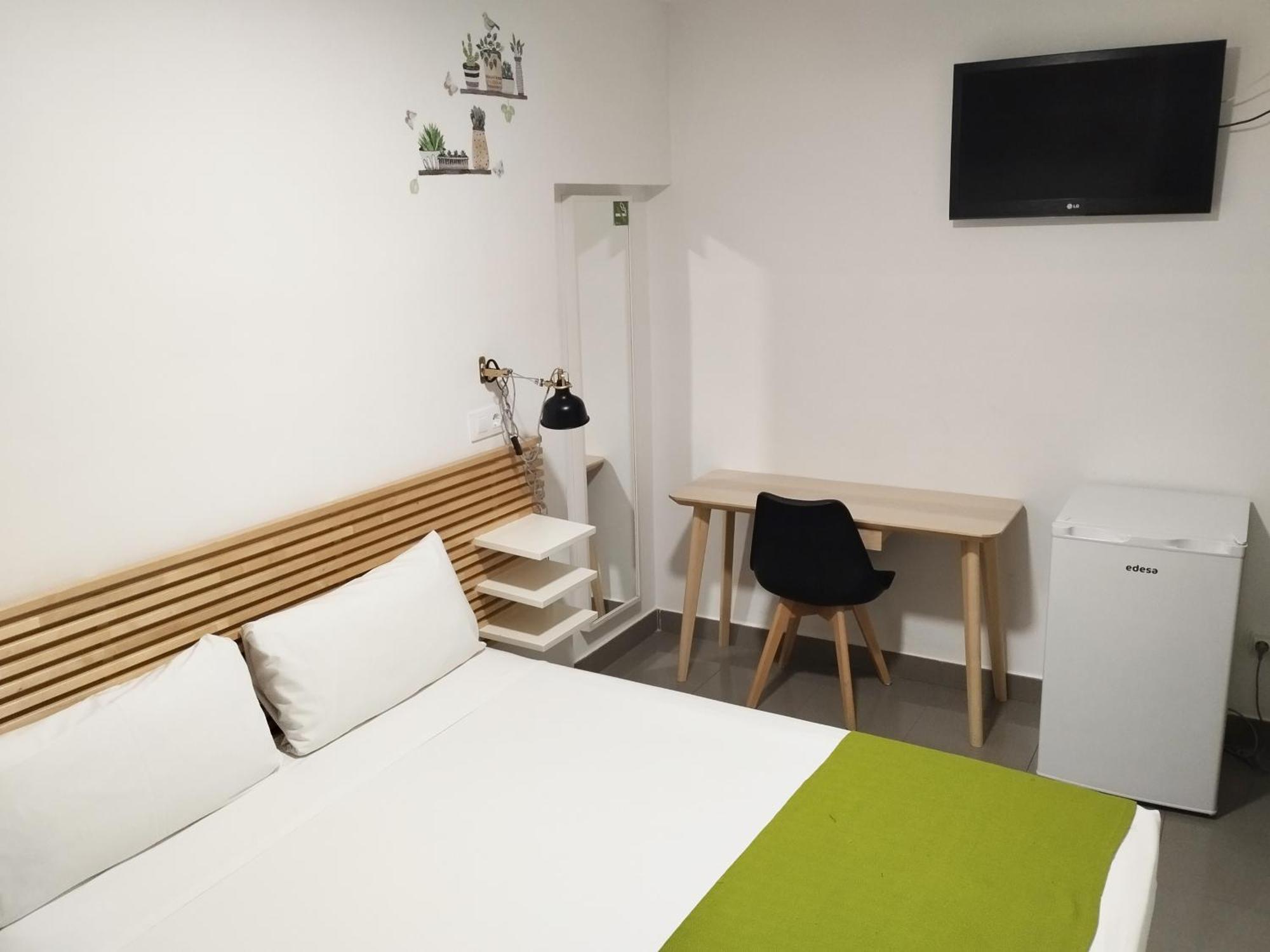 Hostal La Terrassa برشلونة المظهر الخارجي الصورة